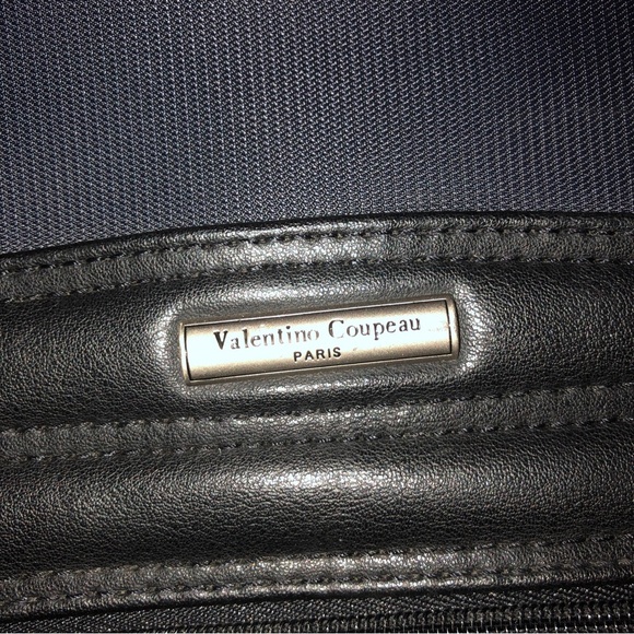 Valentino coupeau Paris  Wheeled Compact Garment Bag Suitcase, Luggage Rare Big - Picture 3 of 16